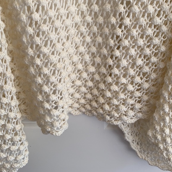 Coat Length Crotchet Sweater - Picture 9 of 10